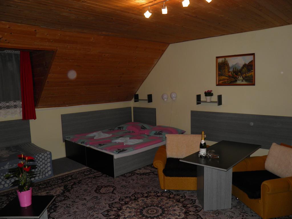 Pension Lipa Horní Maršov 外观 照片