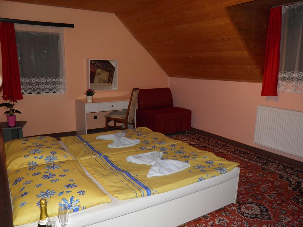 Pension Lipa Horní Maršov 外观 照片